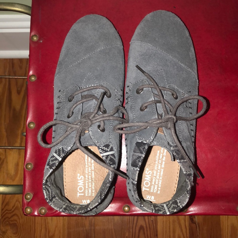 Toms flat booties